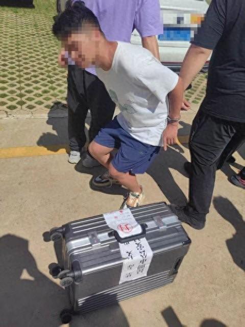 翼牛网 昆明警方缴获15公斤毒品, 抓获3人